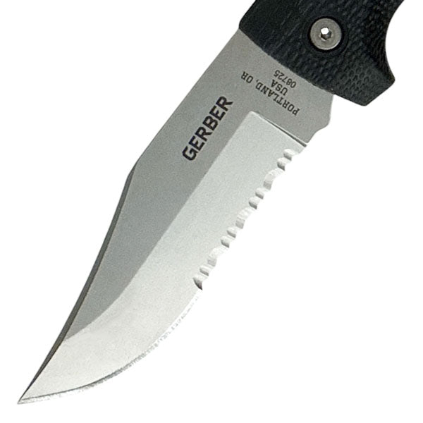 GERBER® GATOR SERRATED KNIFE