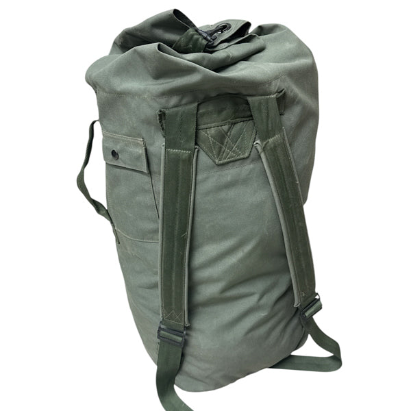 US GI SURPLUS USED OD NYLON DUFFEL BAG WITH DUBLE STRAPS