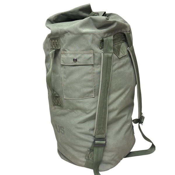 US GI SURPLUS USED OD NYLON DUFFEL BAG WITH DUBLE STRAPS