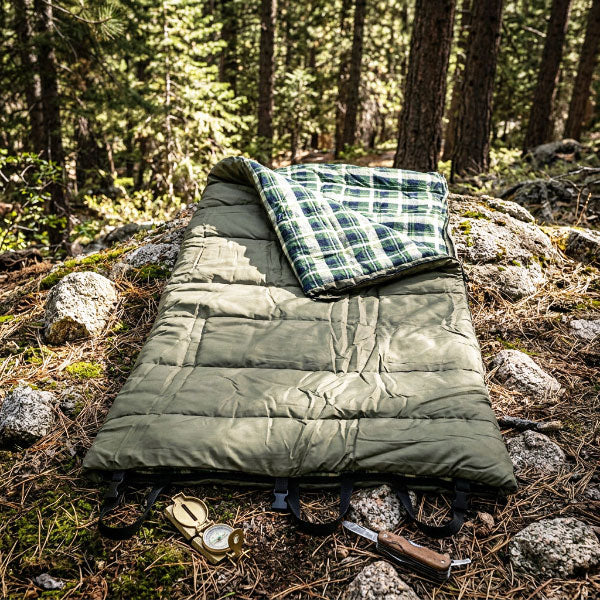 WORLD FAMOUS SPORTS® -10° OAKWOOD OVERSIZED SLEEPING BAG